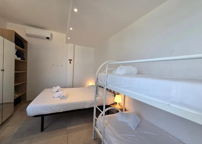 Ita - By Ligooria Apartment